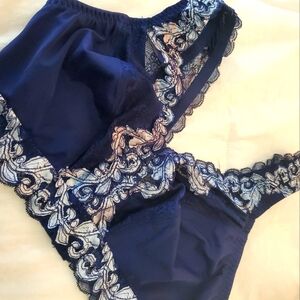 Breezies bra size large